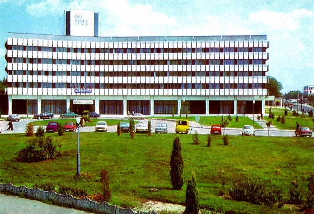 1427-1 - Craiova. Hotel Jiul